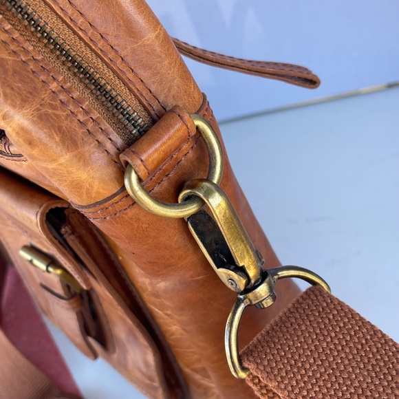 Unisex Rawlings Adjustable Brown Baseball Glove Leather Messenger Bag - Picture 5 of 16